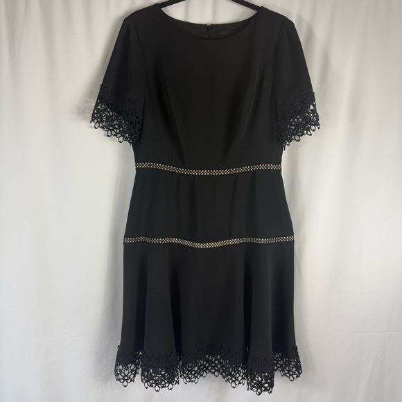 Shani  Lace-Trim Crepe Fit & Flare Dress size:USA 10 - Picture 4 of 17